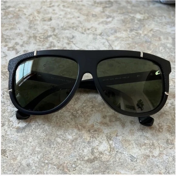 BALENCIAGA oversize tinted sunglasses main image 5